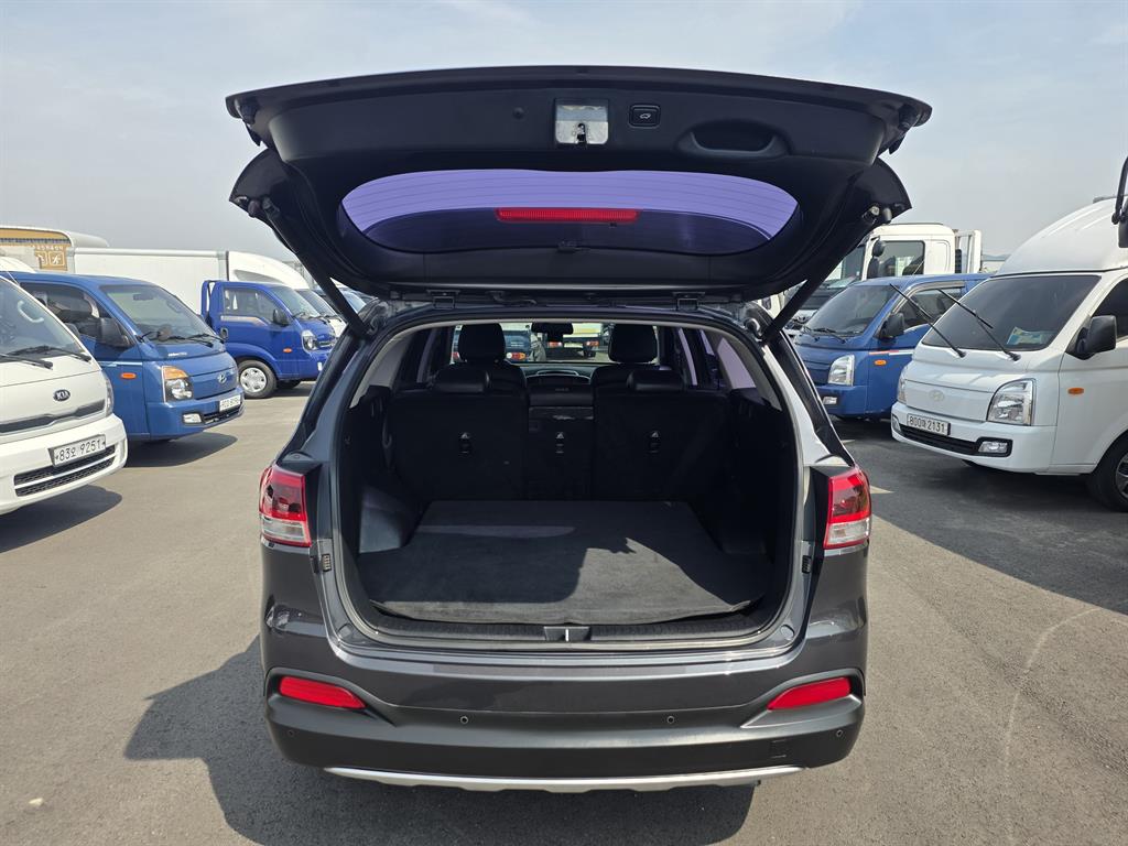 KIA Sorento 2016 Gris - Importación desde Corea - HF Imports Iquique - Foto 20