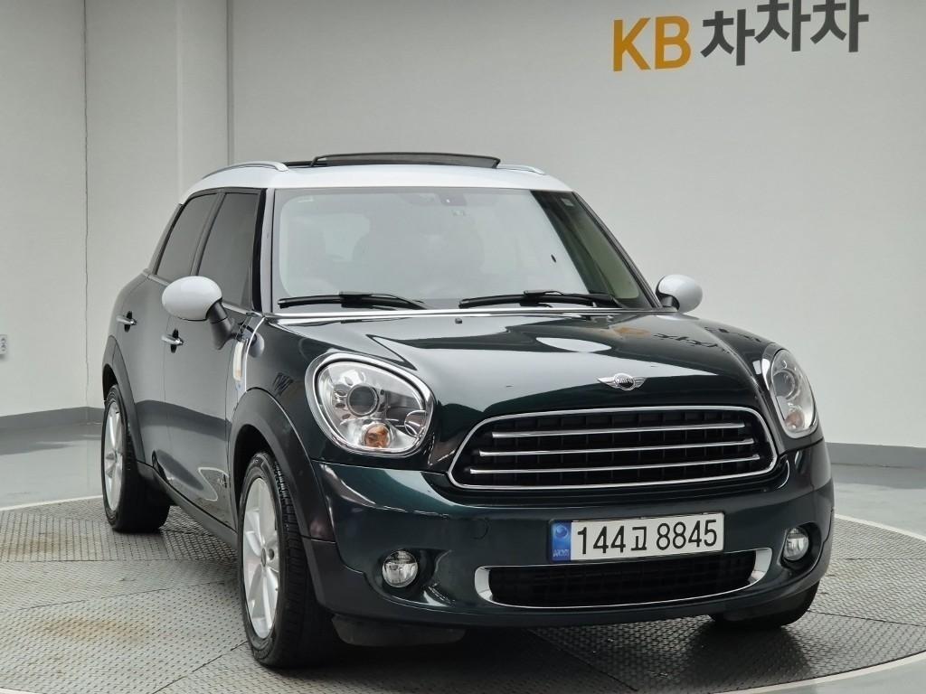 Mini Countryman - Vista 4