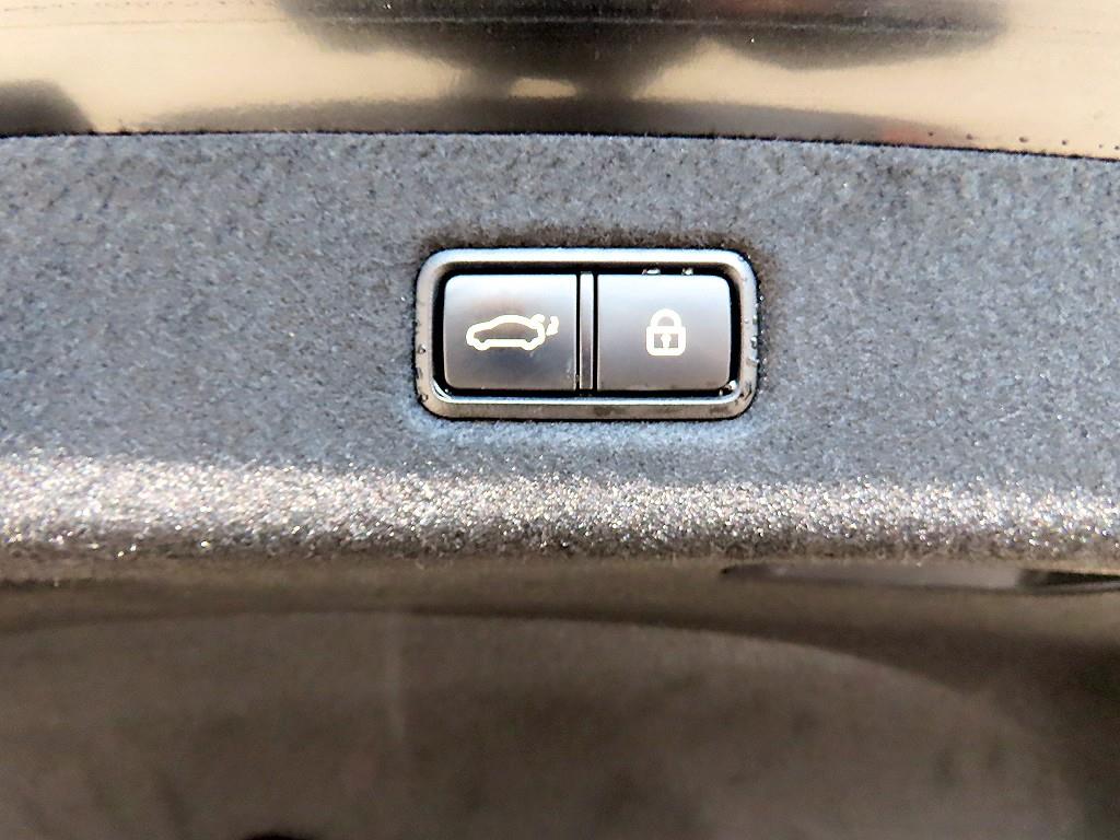 Genesis EQ900 2018 Negro - Importación desde Corea - HF Imports Iquique - Foto 17