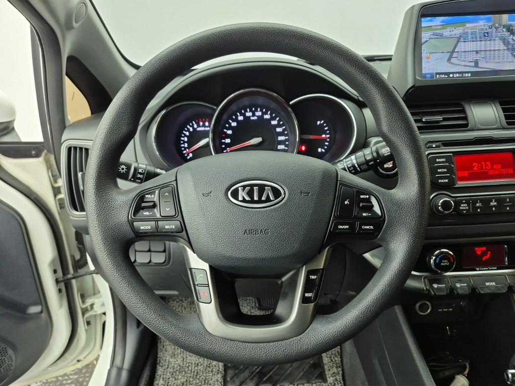 KIA Pride - Vista 9