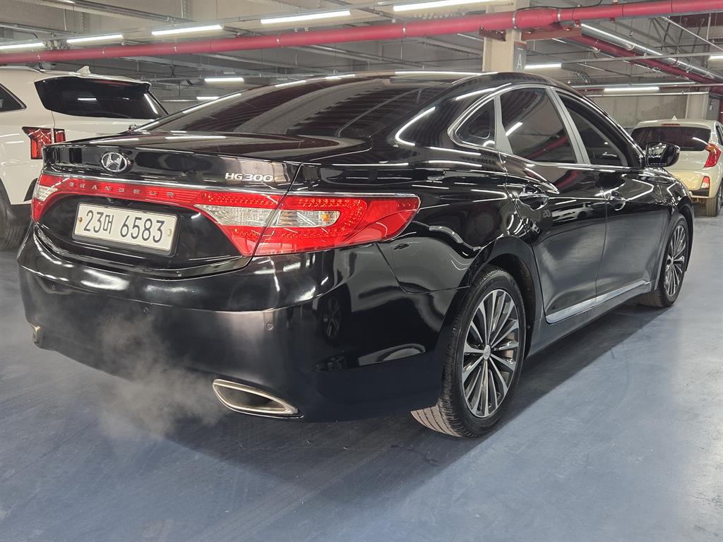 HYUNDAI Grandeur - Vista 4