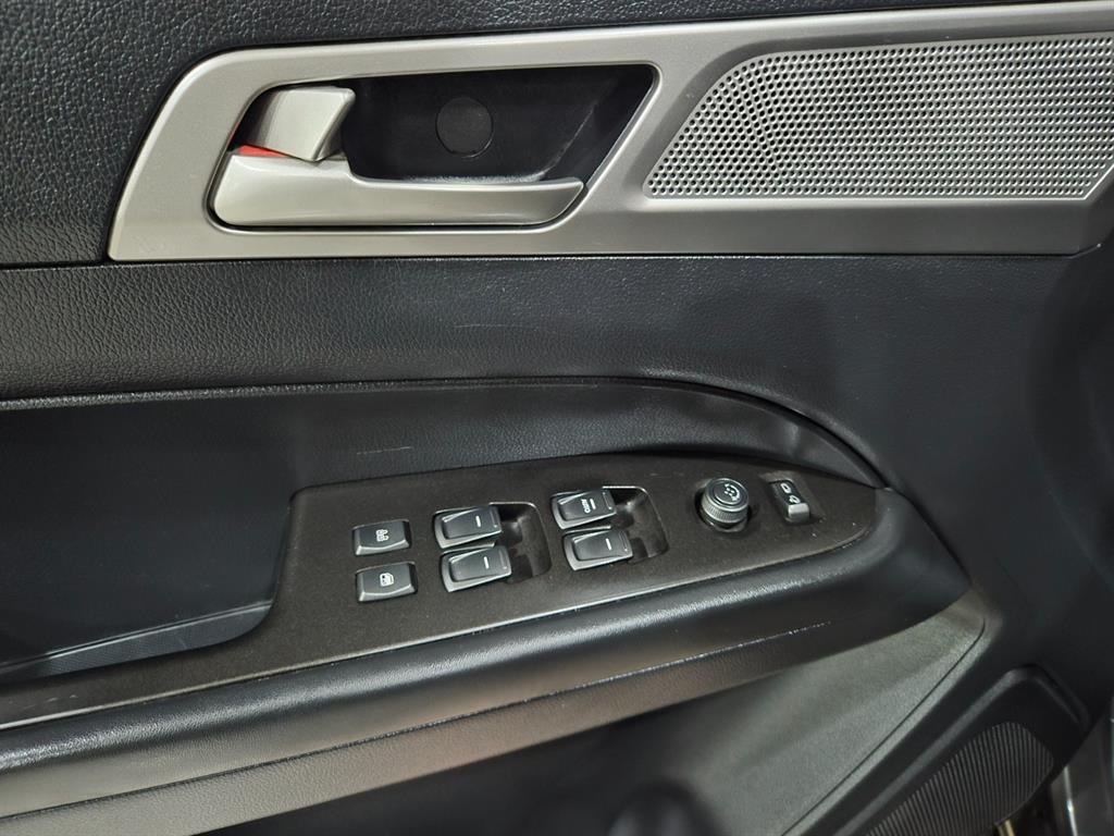 Ssangyong Rexton 2019 Gris - Importación desde Corea - HF Imports Iquique - Foto 16