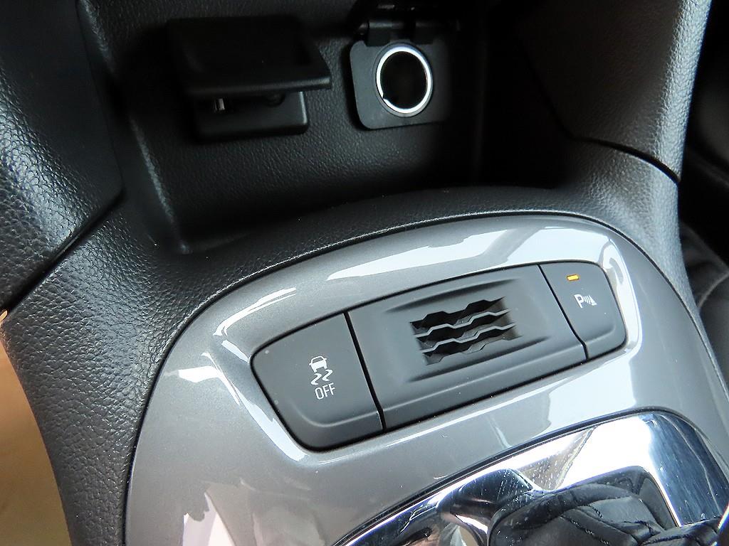 Chevrolet Cruise - Vista 5