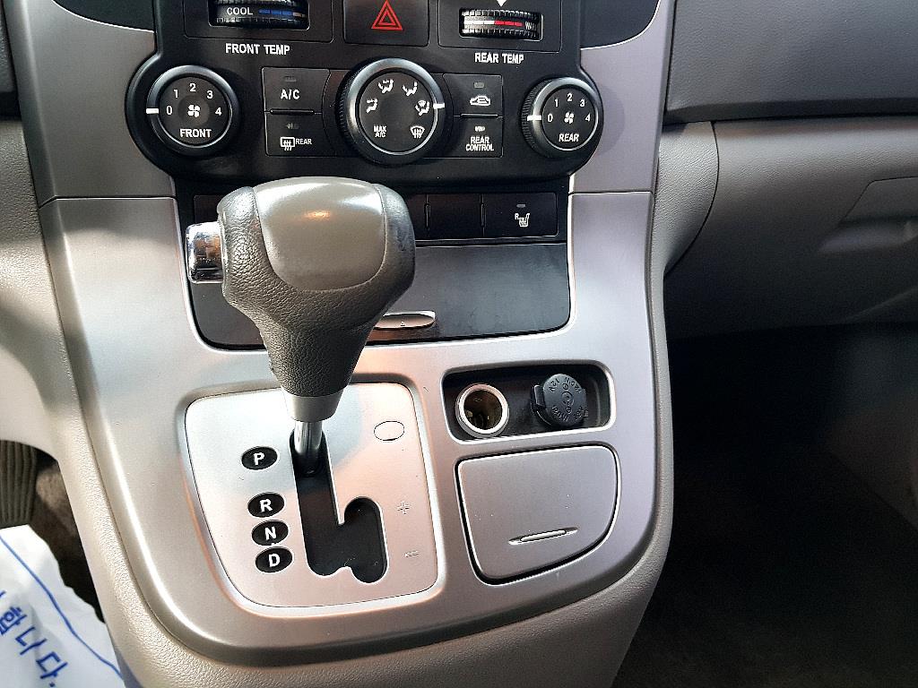 KIA Carnival 2013 Blanco - Importación desde Corea - HF Imports Iquique - Foto 13