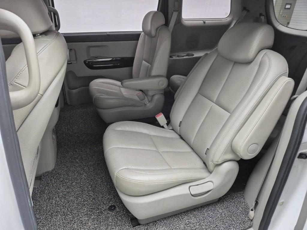 KIA Carnival 2019 Blanco - Importación desde Corea - HF Imports Iquique - Foto 17
