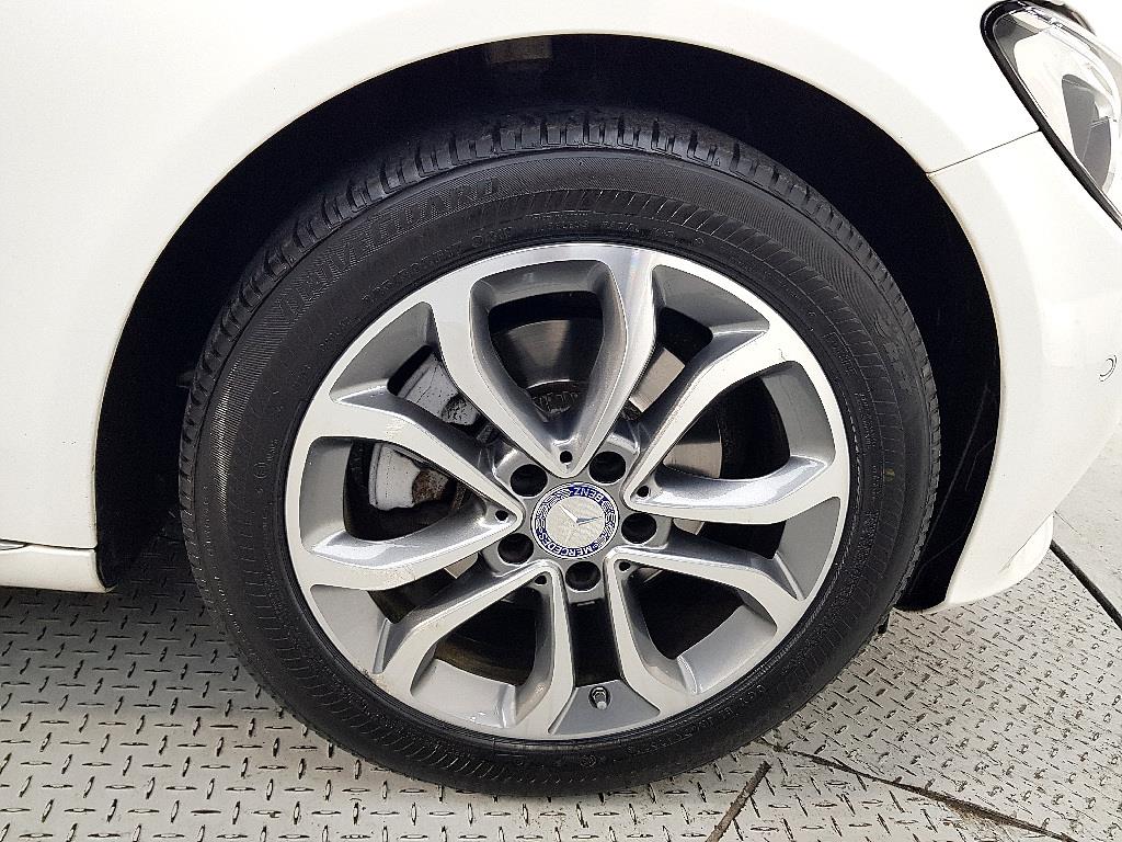 Mercedes Benz C Class 2017 Blanco - Importación desde Corea - HF Imports Iquique - Foto 20