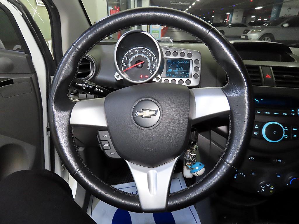 Chevrolet Spark - Vista 8