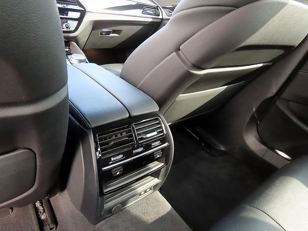 BMW 5 Series 2020 Azul - Importación desde Corea - HF Imports Iquique - Foto 15