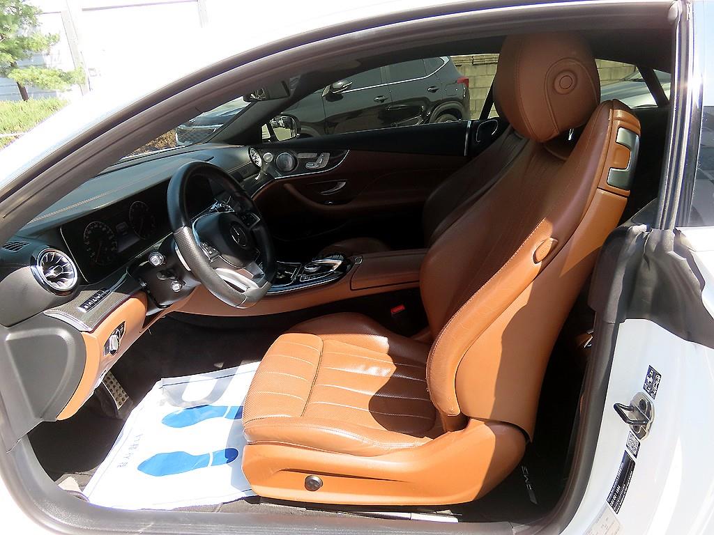 Mercedes Benz E class - Vista 5