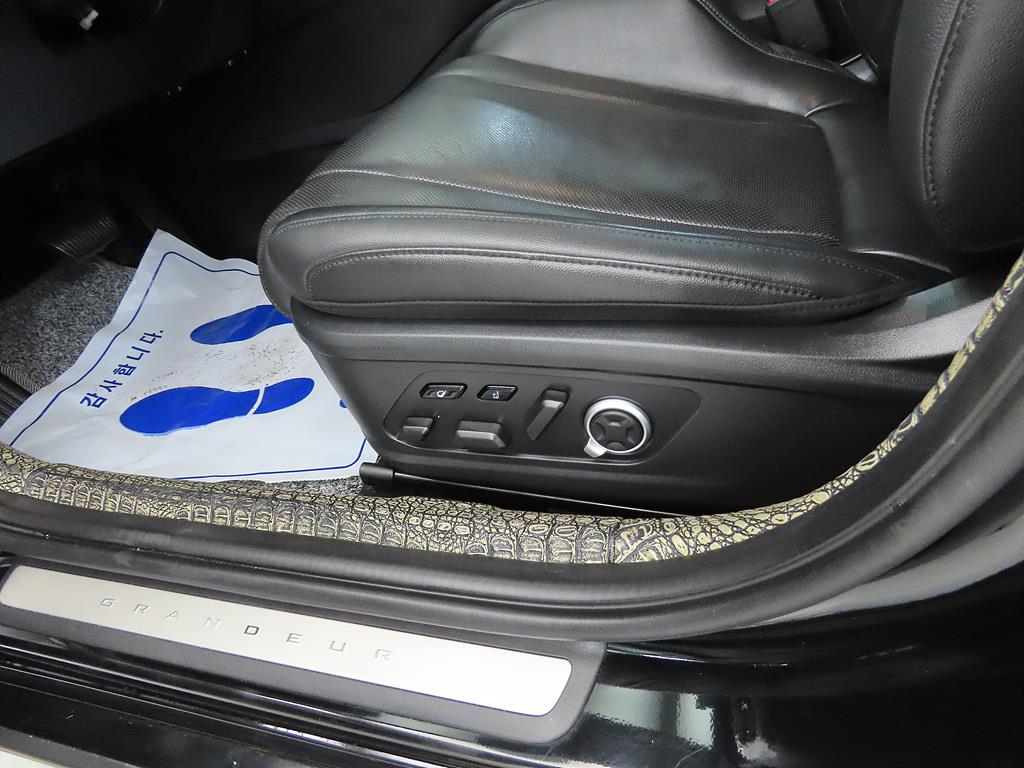 HYUNDAI Grandeur 2023 Negro - Importación desde Corea - HF Imports Iquique - Foto 18