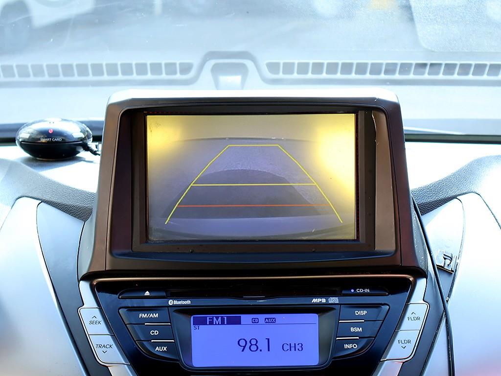 HYUNDAI Avante 2013 Blanco - Importación desde Corea - HF Imports Iquique - Foto 9