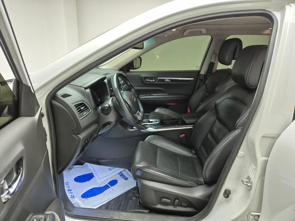 SAMSUNG QM6 - Vista 8