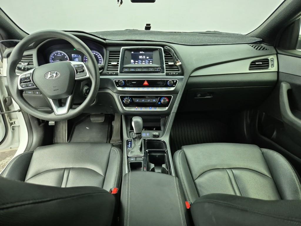 HYUNDAI Sonata - Vista 5