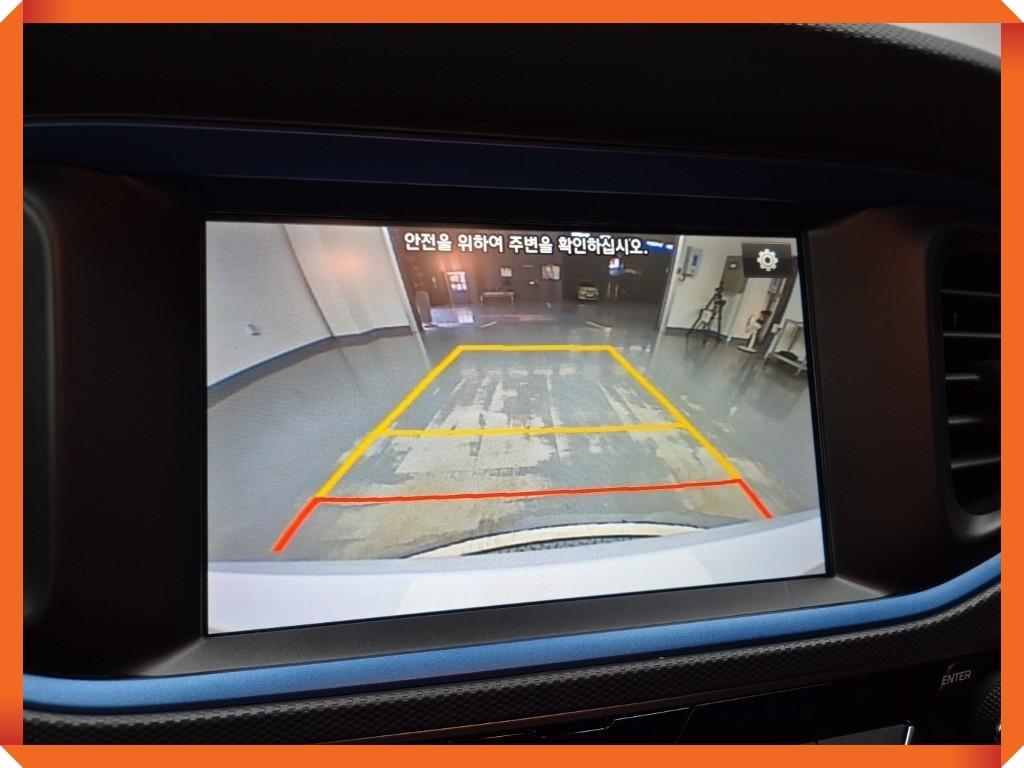 HYUNDAI Ioniq - Vista 12