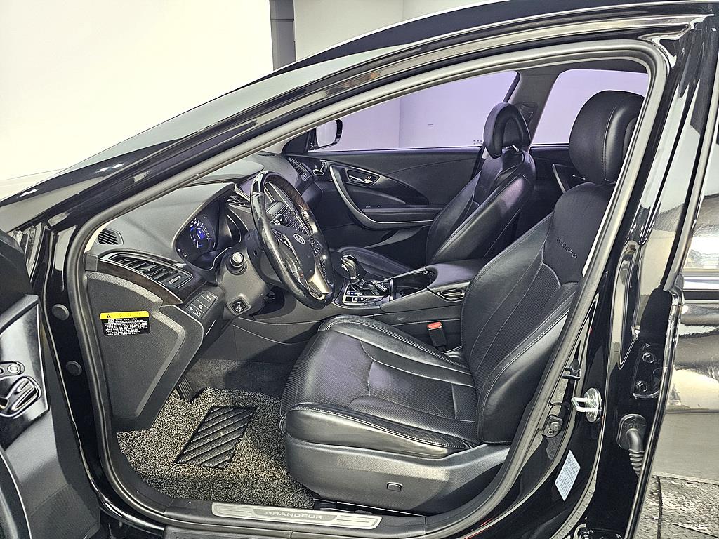 HYUNDAI Grandeur - Vista 8