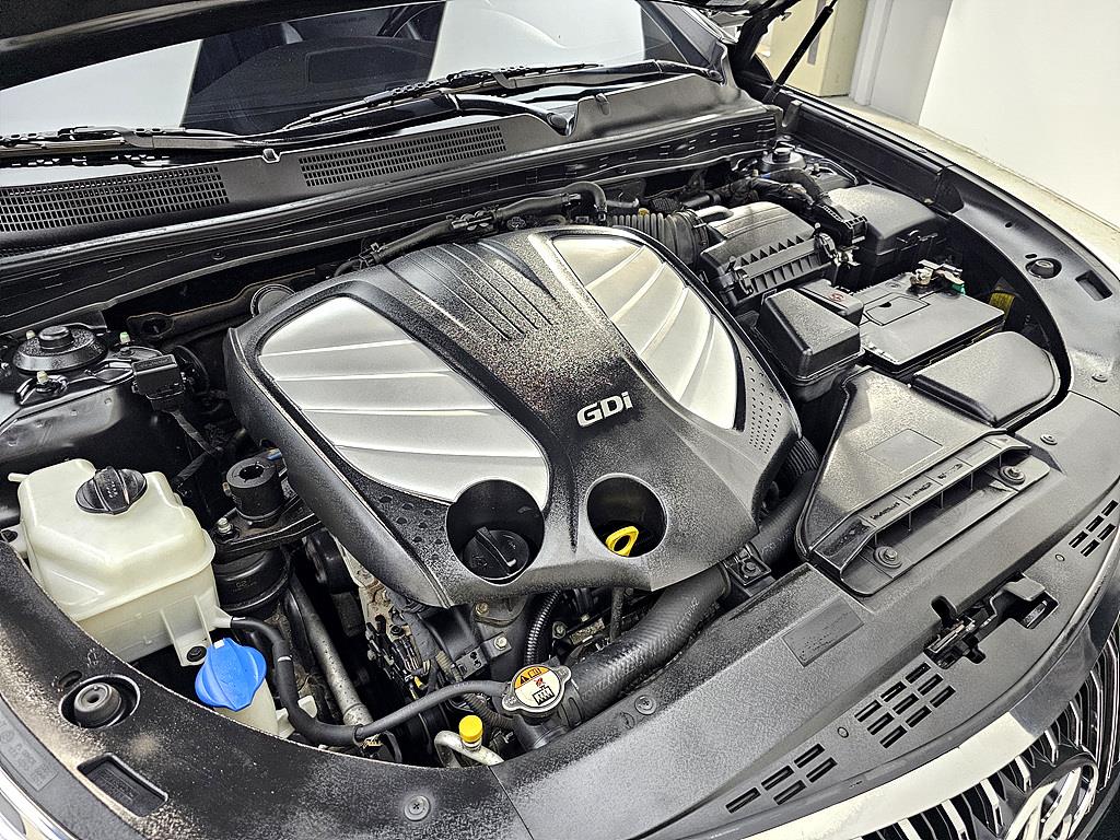 HYUNDAI Grandeur - Vista 6