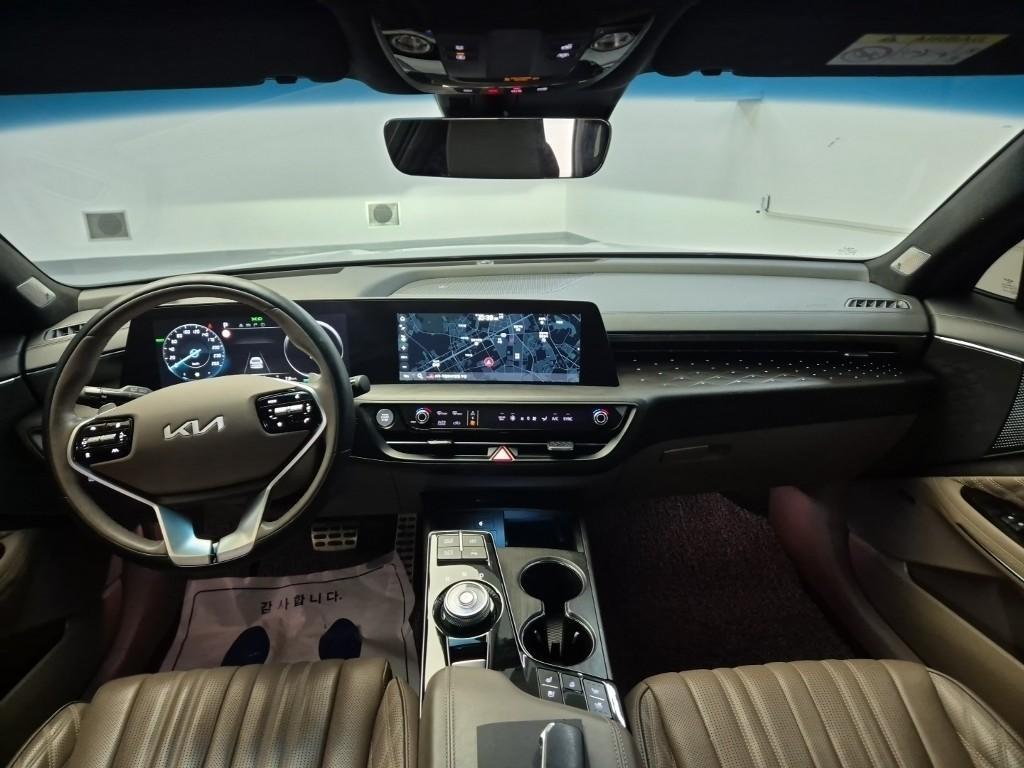 KIA K8 - Vista 7