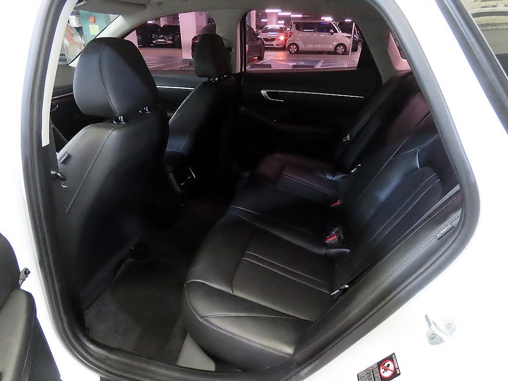 HYUNDAI Sonata - Vista 7