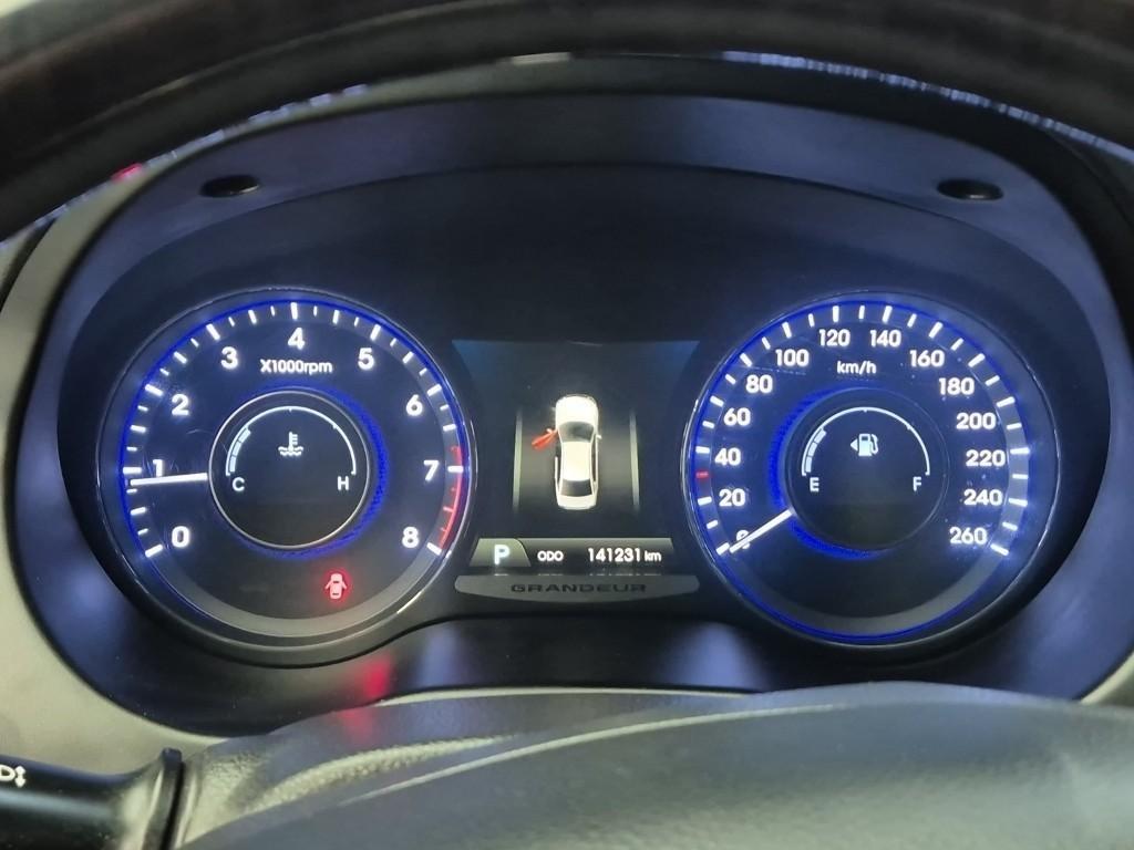 HYUNDAI Grandeur - Vista 6