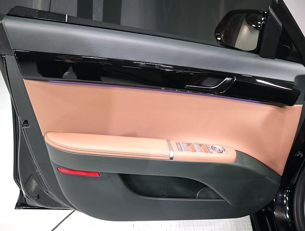 HYUNDAI Grandeur - Vista 8