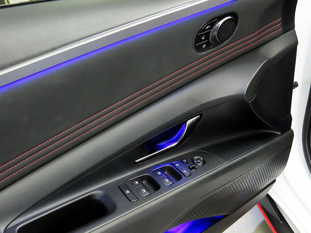 HYUNDAI Avante 2021 Blanco - Importación desde Corea - HF Imports Iquique - Foto 13