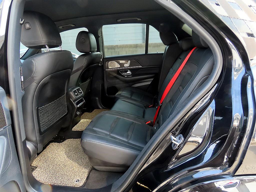 Mercedes Benz GLE Class - Vista 6