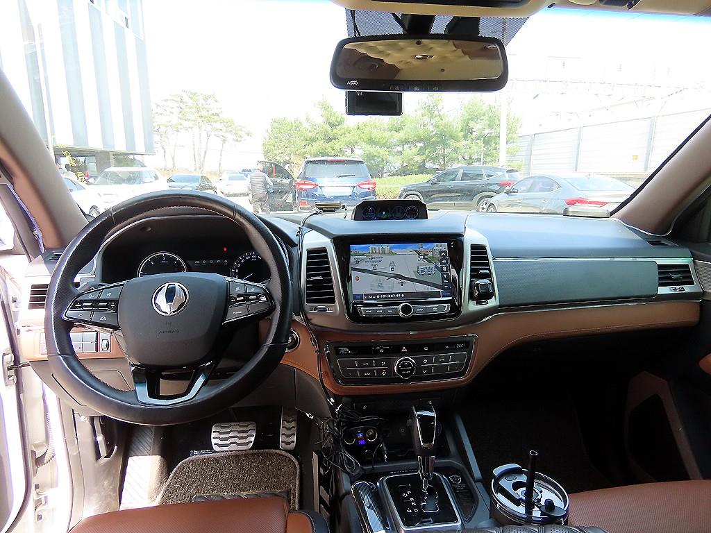 Ssangyong Rexton - Vista 8