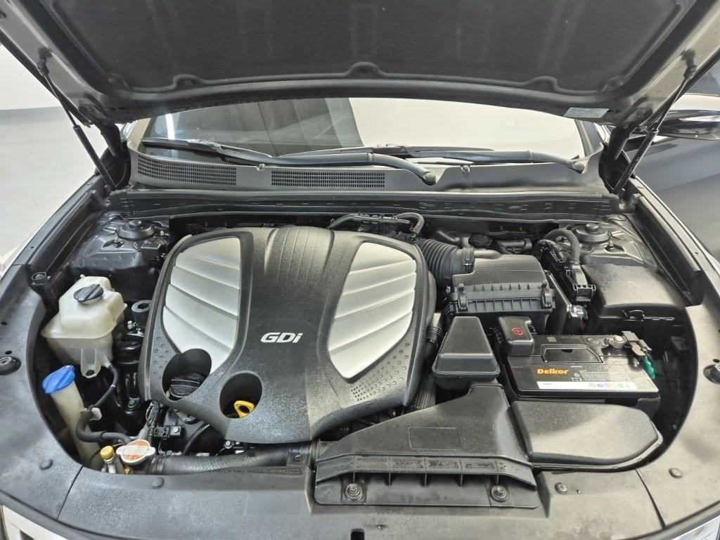 HYUNDAI Grandeur - Vista 5