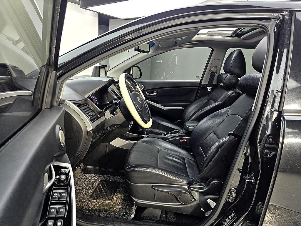 Ssangyong Korando - Vista 7