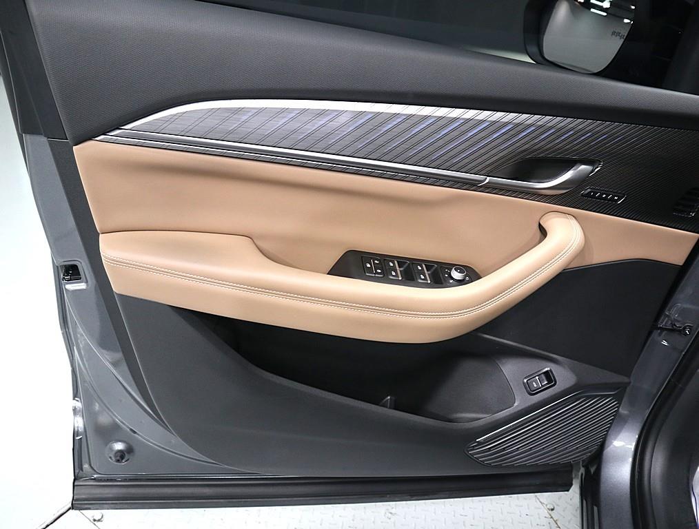 SAMSUNG Grand Koleos - Vista 8