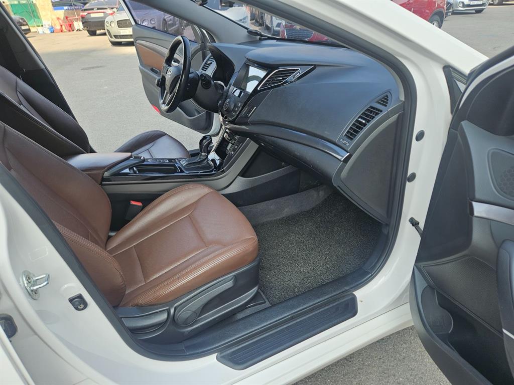 HYUNDAI i40 2016 Blanco - Importación desde Corea - HF Imports Iquique - Foto 15