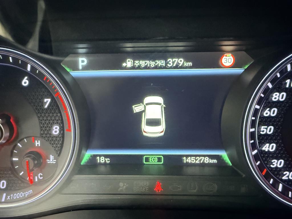 Genesis G70 - Vista 11