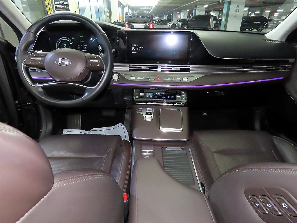 HYUNDAI Grandeur - Vista 10