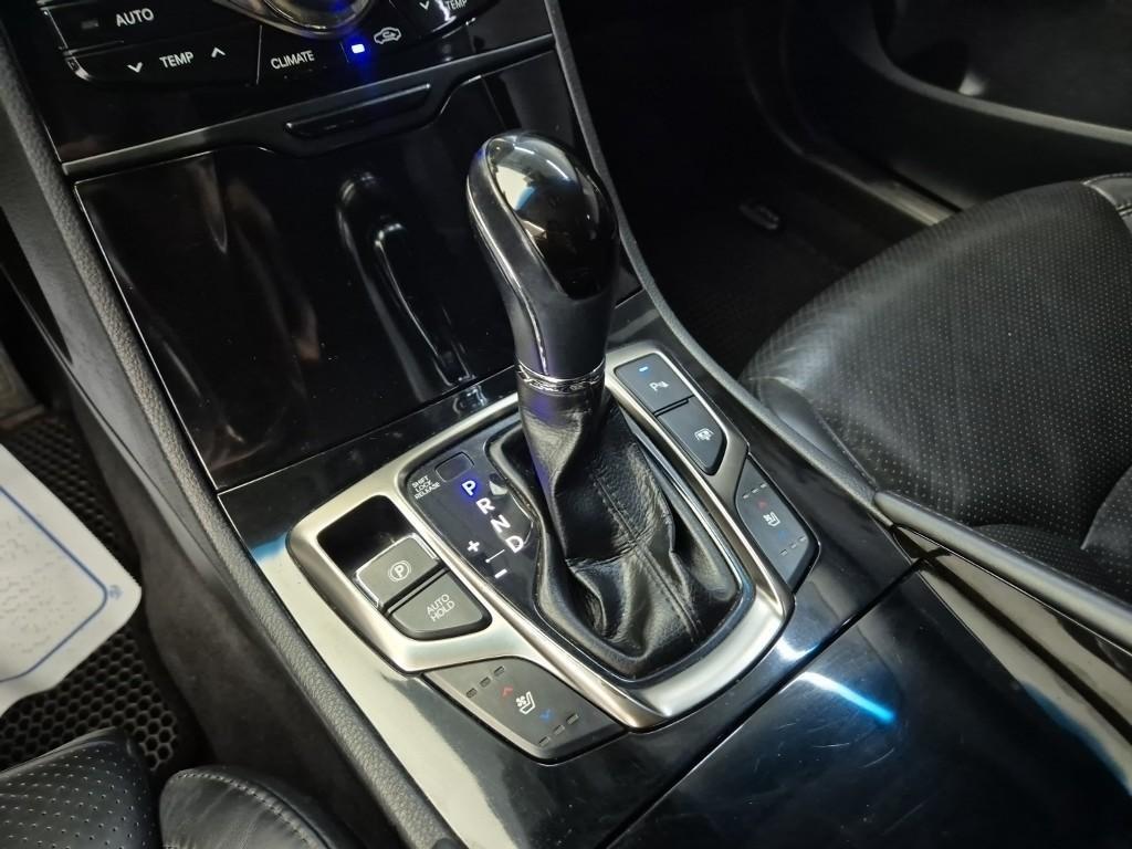 HYUNDAI Grandeur - Vista 8