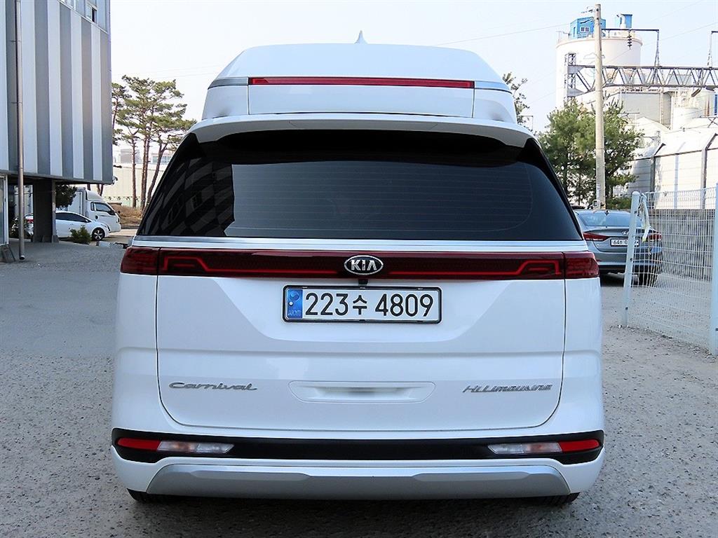 KIA Carnival - Vista 4