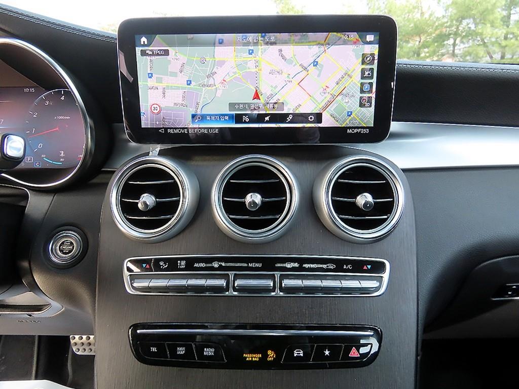 Mercedes Benz GLC Class - Vista 12