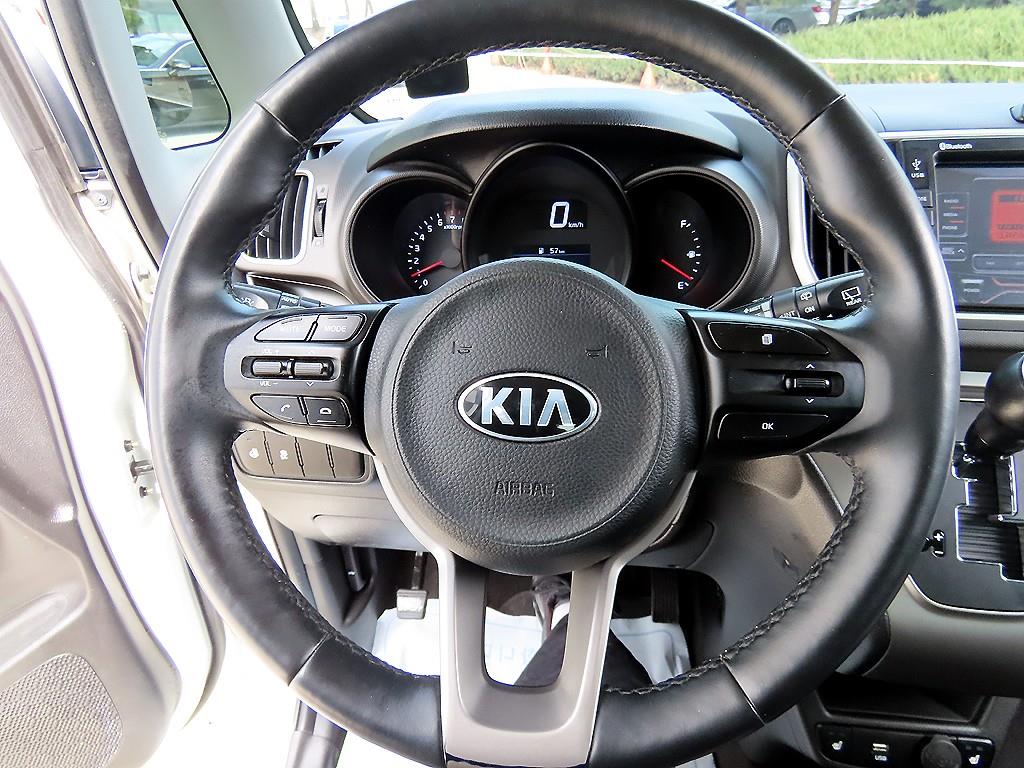 KIA Ray - Vista 8