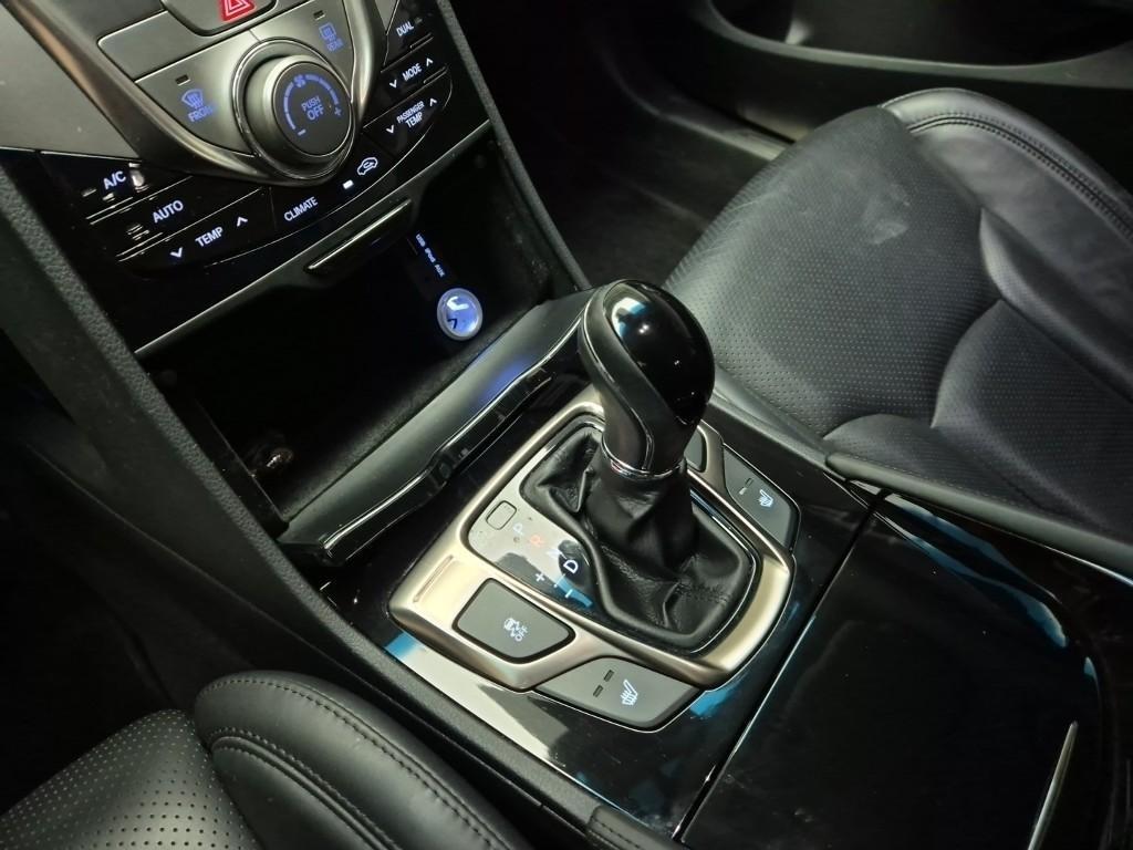 HYUNDAI Grandeur - Vista 8