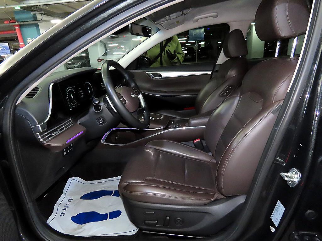 HYUNDAI Grandeur - Vista 6