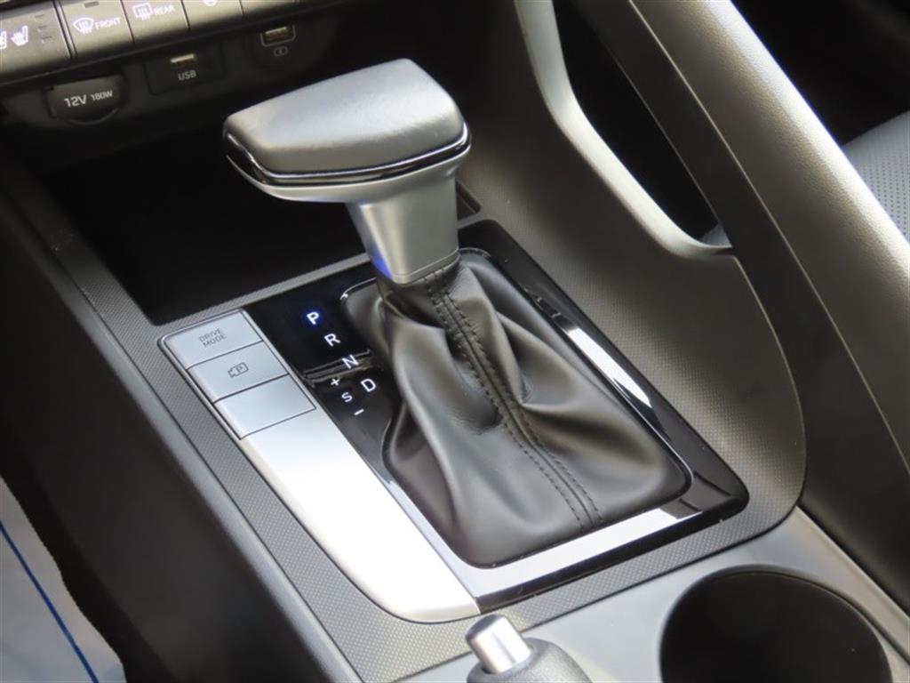 HYUNDAI Avante - Vista 11