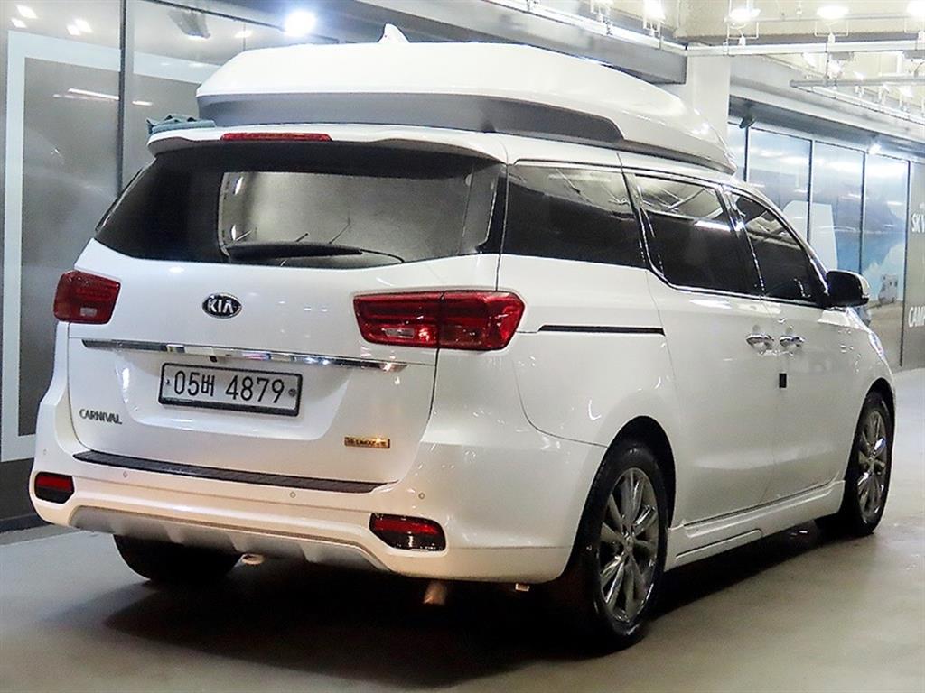 KIA Carnival - Vista 4