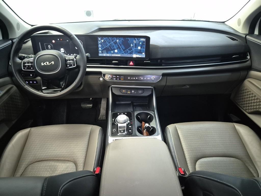 KIA Carnival - Vista 7