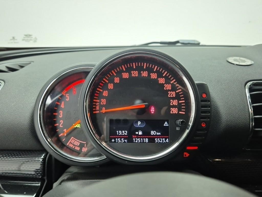 Mini Clubman - Vista 6