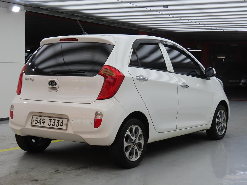 KIA Morning - Vista 4