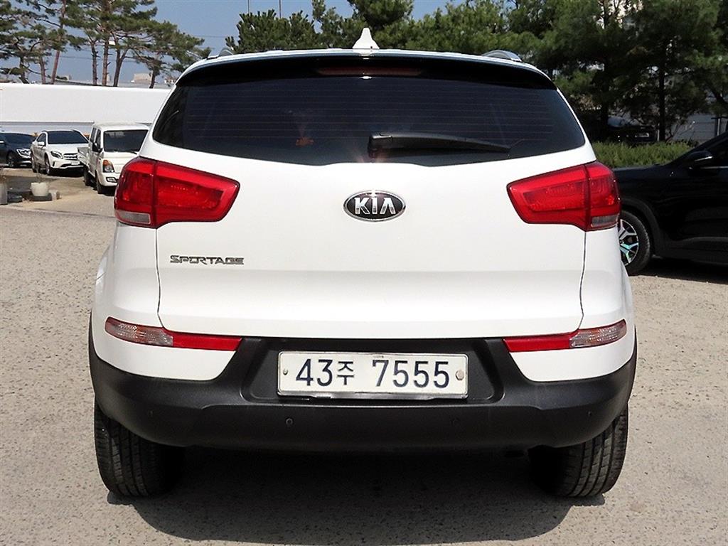 KIA Sportage - Vista 4