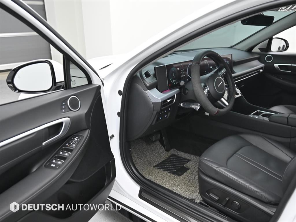 HYUNDAI Sonata - Vista 11