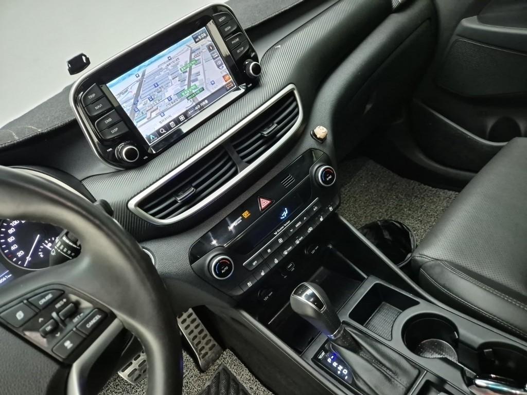 HYUNDAI Tucson - Vista 10