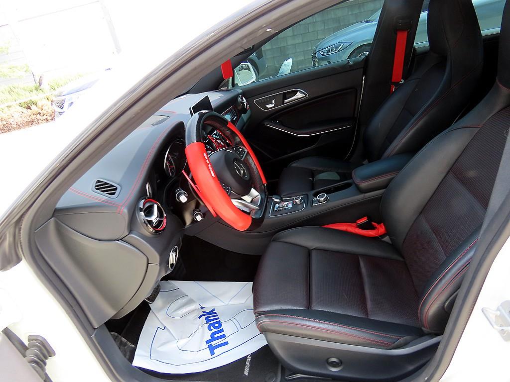 Mercedes Benz CLA Class - Vista 5