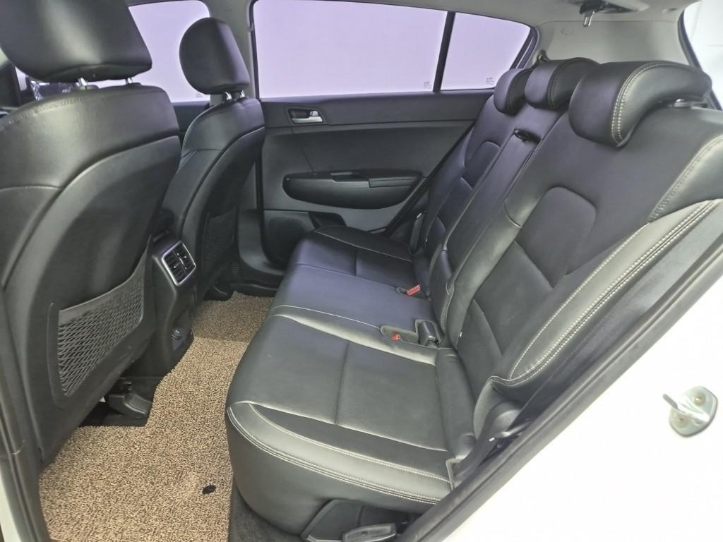 KIA Sportage - Vista 12