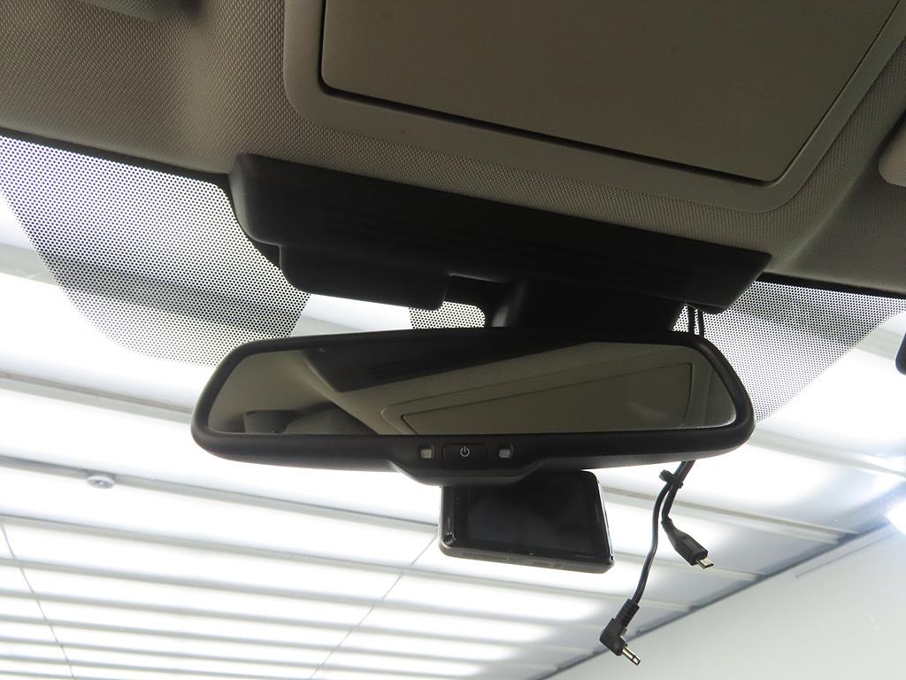 Infiniti Q - Vista 12